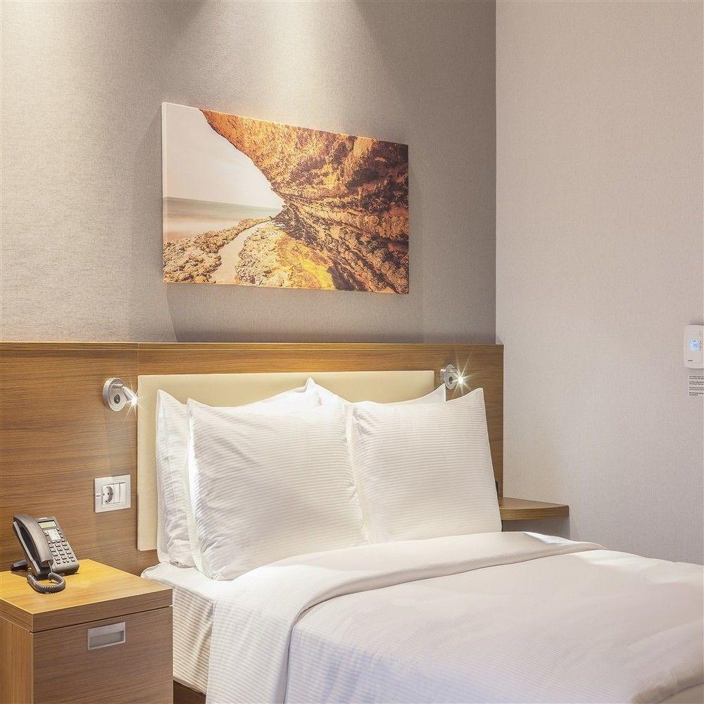 Hampton By Hilton Kocaeli Symbol Hotel Exterior foto